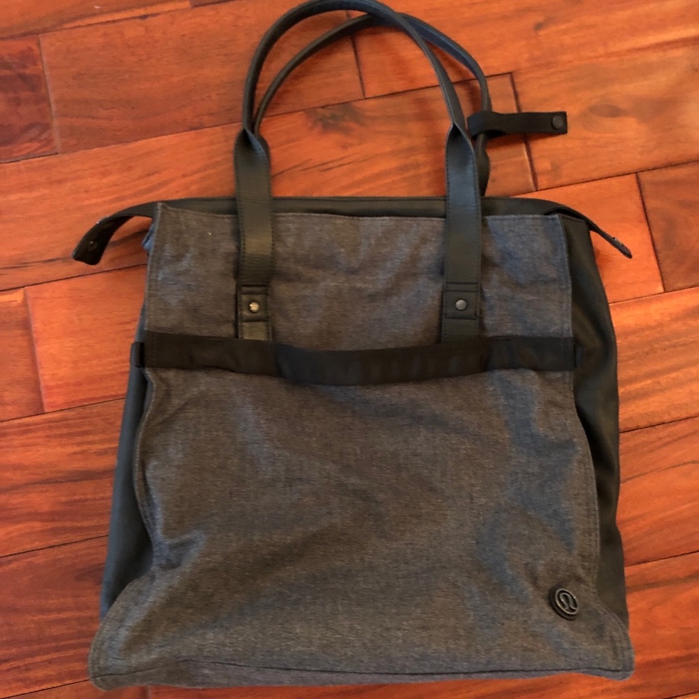 Lulu Lemon Bag
